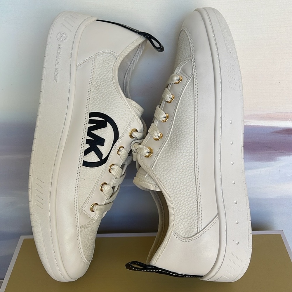 MICHAEL KORS SHEA LACE UP
FAUX LEATHER
49R4SHFS1L
Fashion Sneakers - Picture 11 of 16